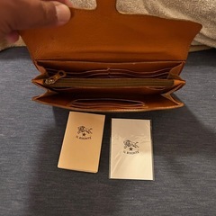 イルビゾンテ長財布の画像