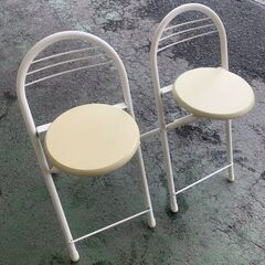 【リサイクルストアスターズ鹿大店】2カウンターテーブル　椅子2脚付きの画像