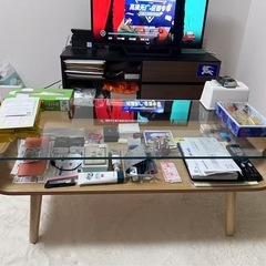 2人掛けソファ＋ガラスローテーブル セット／使用2年の画像