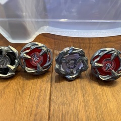 ベイブレードX スタジアム　ランチャベイ4つ　の画像