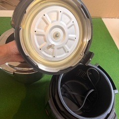 圧力鍋２つの画像