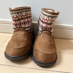 【新品未使用】ショートブーツ　ムートン　15cm の画像