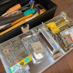 工具セット★ドライバーやメジャー、ネジなど色々の画像