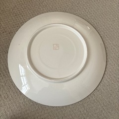 受付終了‼️陶器　大皿　直径37cm おもてなしやパーティなどの画像
