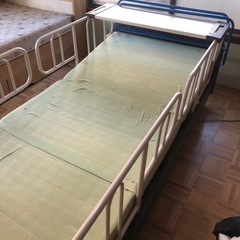 介護ベット　パラマウントベットの画像