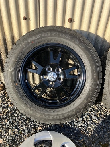 【バリ山】195/65/15 スタッドレス　ホイール、タイヤセット