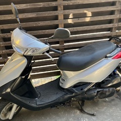 ヤマハ　アクシストリート　125ccの画像