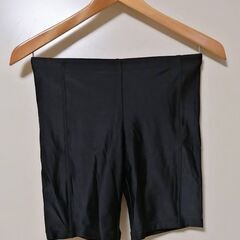 セパレート水着の画像