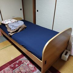 電動介護用ベッド（簡易タイプ）1台の画像