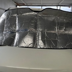 猫のイラスト サンシェード 車用の画像