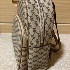 マイケルコース リュックの画像