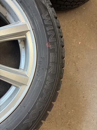 ダンロップ スタッドレス 185/65R15 WINTER MAXX
