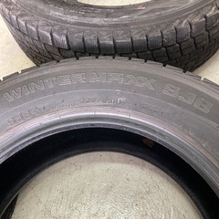  スタッドレスタイヤ 235/65R17
の画像