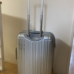 12/20(土)廃棄予定　スーツケースの画像