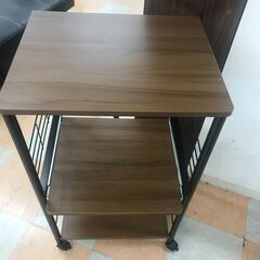 ＼家具＊家電のお店／【ｼﾞｬﾝｸﾞﾙｼﾞｬﾝｸﾞﾙ石川金沢店】レンジ台 ﾆﾄﾘ   W(幅)50×D(奥行き)40×H(高さ)85cmの画像