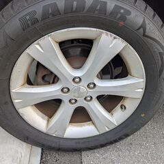 【ほぼ新品】スタッドレスタイヤホイール付　フォレスター　の画像