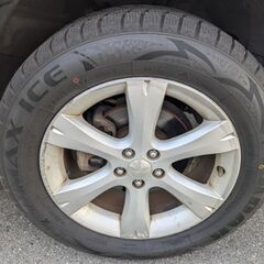 【ほぼ新品】スタッドレスタイヤホイール付　フォレスター　の画像