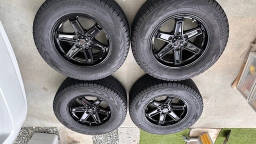 奈良発　ランドクルーザープラド　スタッドレスタイヤ265/65R17 YOKOHAMA ４本セット　ハイラックス