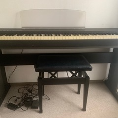ピアノ　椅子セットの画像