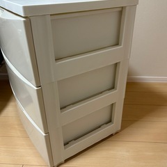 チェスト（アイボリー、3段、幅55cm、縦61cm、奥行41cm）の画像