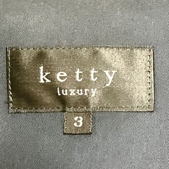 Ketty Luxury ケティラグジュアリー　コートの画像