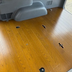 ハイエース200系 自作加工床張り 荷室フロア DIYベースの画像