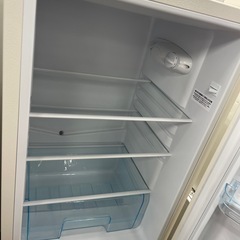 2ドア冷蔵庫の画像