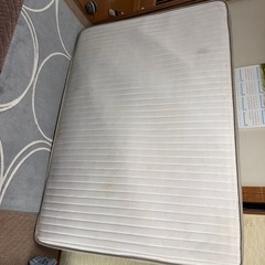 ダブルベットマットレスの画像