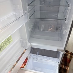 SHARP 冷蔵庫 137L（SJ-GD14D-C）動作良好・比較的美品／一人暮らし・2人暮らし向け の画像