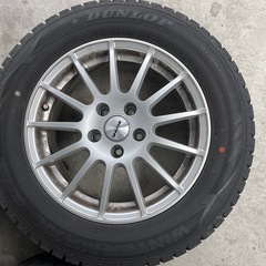 フォルクスワーゲン　シャラン　スタッドレスタイヤ　ホイールセット　スタッドレスタイヤ4本セットの画像