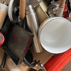 川越市／鍋、フライパン、ステンレス、鉄、トタン、アルミ、いろいろ金属ごちゃまぜ。の画像