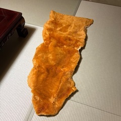 羊の毛皮　本革　ムートン　  ソファ　飾りの画像