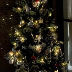 クリスマスツリー　150cm オーナメント　LEDライト付きの画像