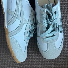 新品未使用 36（約23cm）レトロ風 レディース ホワイトスニーカー の画像