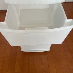 パソコンラック・デスク・衣装ケース
の画像