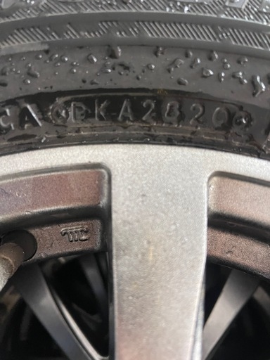 タイヤ　BRIDGESTONE 185/60R 15 2020年  4本
