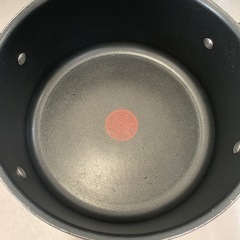 T−fal 両手鍋幅24cm深さ10cmガス火 の画像