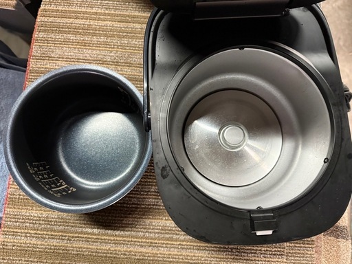 TOSHIBA マイコンジャー炊飯器 (3合炊き) ブラック RC-5MFM-B