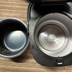 TOSHIBA マイコンジャー炊飯器 (3合炊き) ブラック RC-5MFM-Bの画像