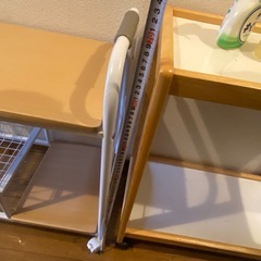 キャスターラックの画像