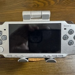 ＰＳＰ-2000  FF7クライシスコア同梱版　の画像
