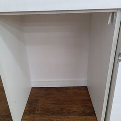 ★リユースのサカイ水戸店★ ニトリ レンジボード 白 H202×D51×W101 クリーニング済み MT6702の画像