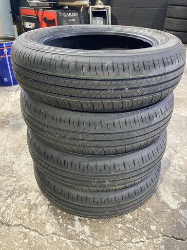新車外しタイヤ・ダンロップ　155/65R14　4本交換工賃・廃タイヤ処分料込み！