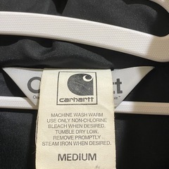【至急】Carhartt（カーハート）ダウンジャケット ブラックの画像