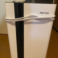 小型除湿機　2,3度使用の画像