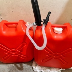 コロナ石油ストーブ+ポリタンク2個+電動ポンプの画像