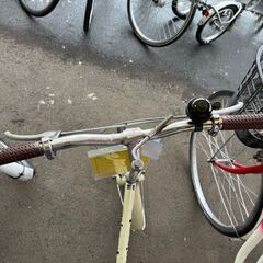 ★店頭にて試乗可★ J3334　【リユースのサカイ柏店】　折りたたみ自転車　荷台付き　　ホワイト　20インチ　　簡易クリーニング済　 中古自転車 　流山市 中古自転車 松戸市 中古自転車 我孫子市 中古自転車 船橋市 中古自転車 守谷市 中古自転車 取手市 中古自転車　の画像