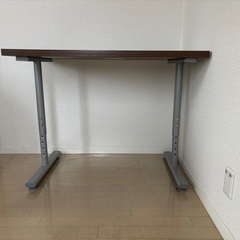 デスク　高さ調節できますの画像