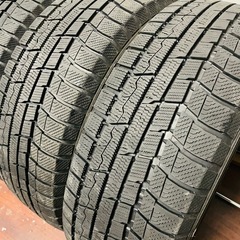 215/65/16冬トーヨーの画像