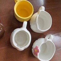 キティ　ダニエル　シナモン　カワウソ　マグカップの画像